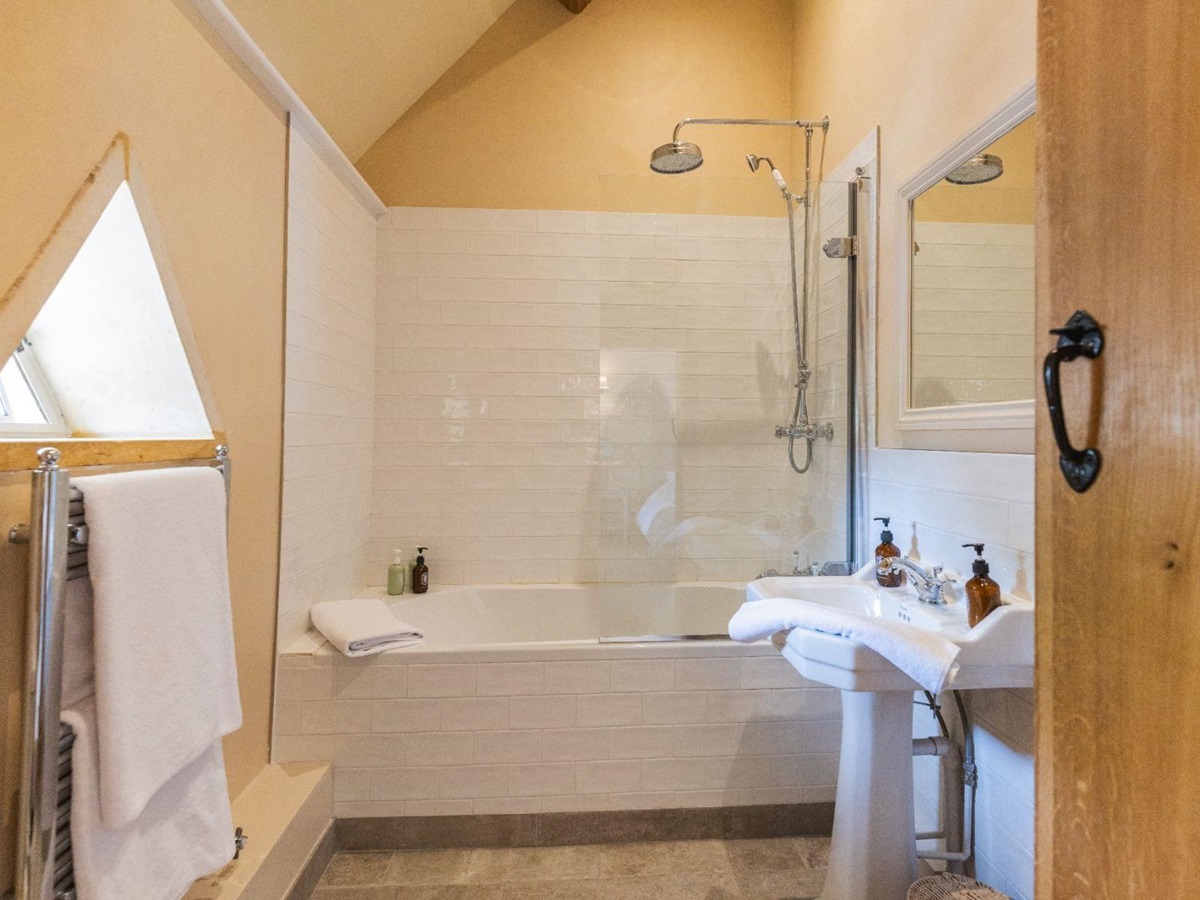 Bathroom at Oddington Farm in the Cotswolds, United Kingdom