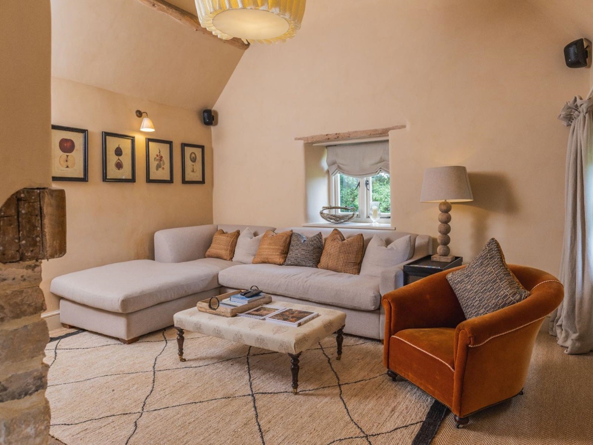 Sitting room at Oddington Farm in the Cotswolds, United Kingdom