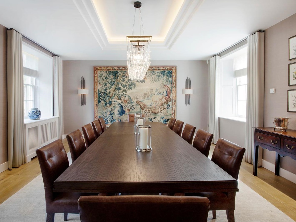 Dining room at Woodstock Lodge