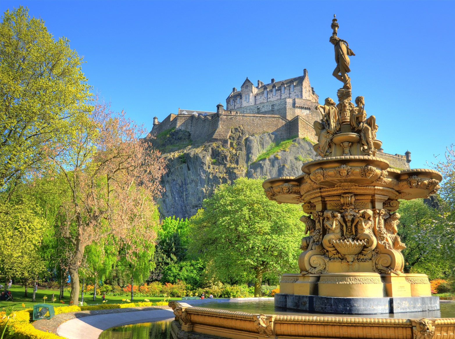 Princes St Gardens in Edinburgh, Scotland
