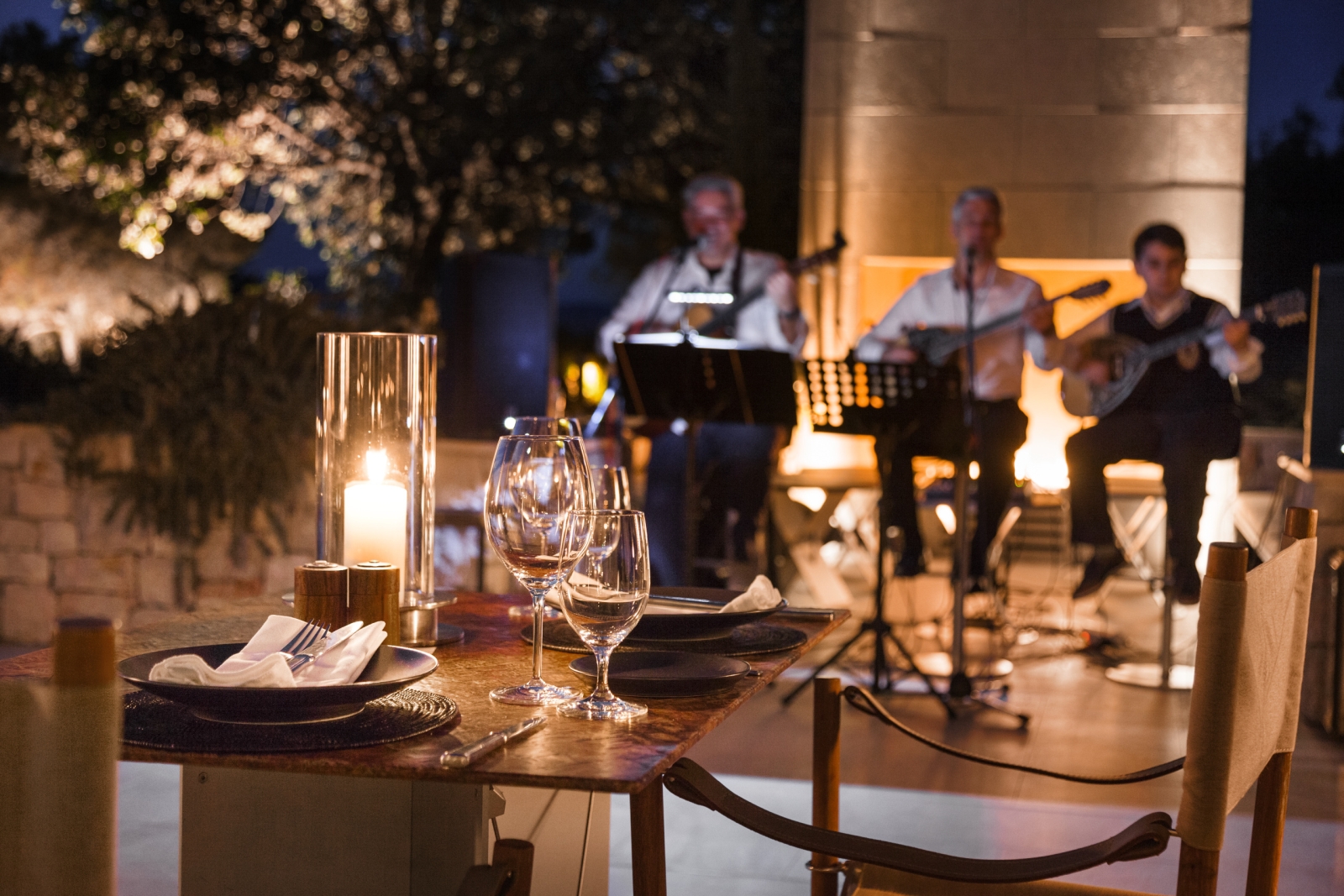 Local musicians at dinner at Amanzoe