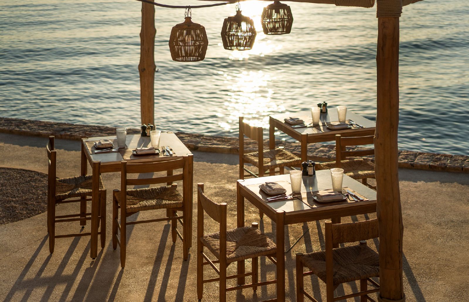 Beachfront taverna at the Four Seasons Astir Palace Athens
