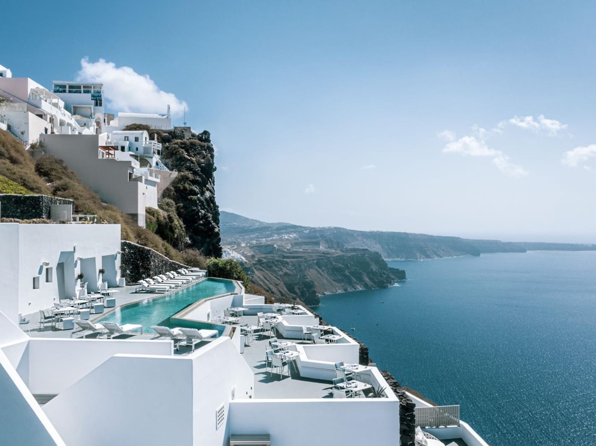 Exterior view of Grace Santorini