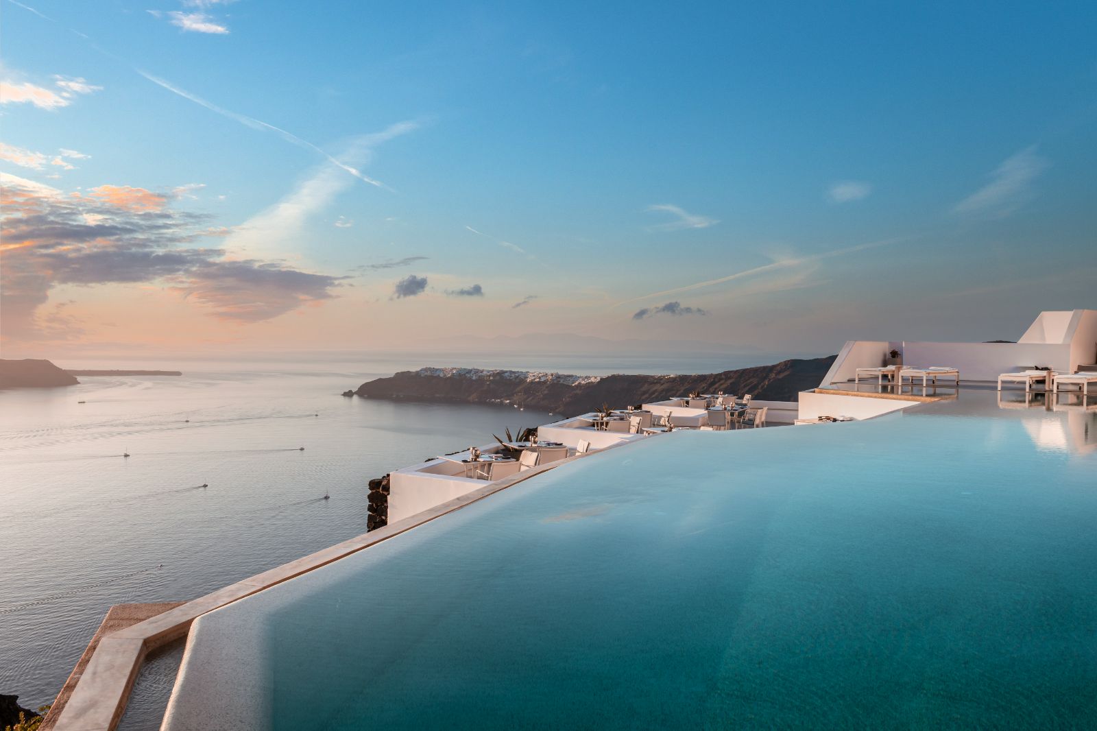 Infinity pool at Grace Santorini