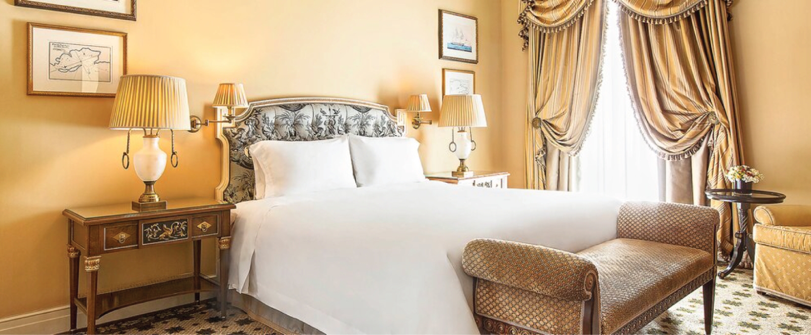 Traditional bedroom at Grand Bretagne in Greece