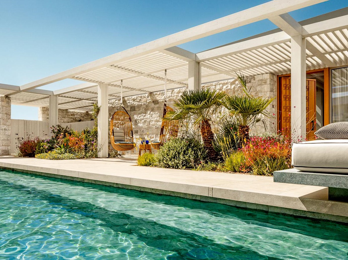 Main villa swimming pool at One&Only Aesthesis in Athens