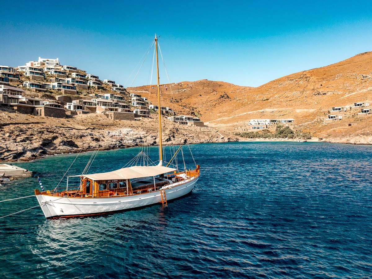 Island cruise from One&Only Kea Island in Greece