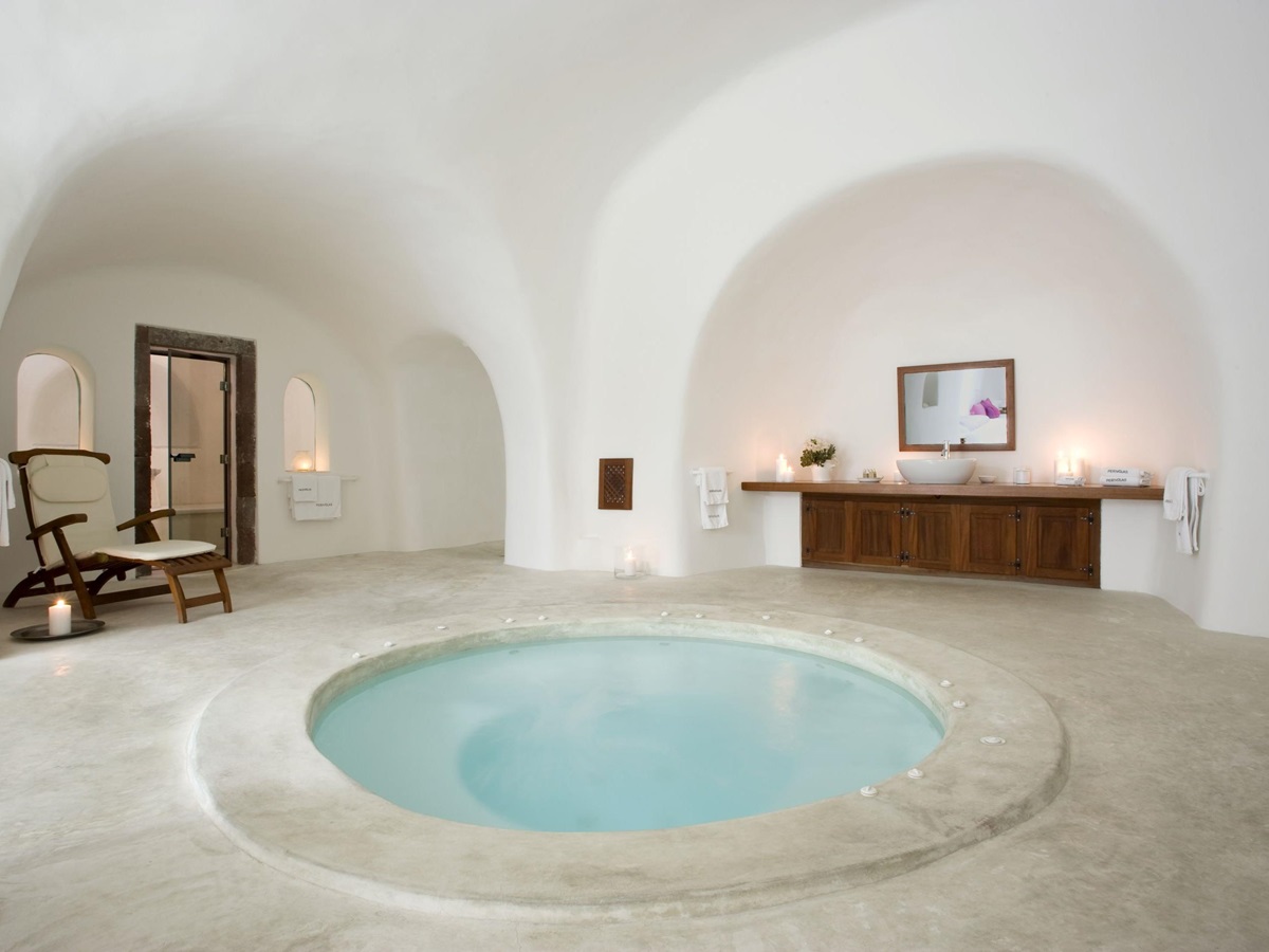 Jacuzzi in Perivolas Traditional Houses, Greece
