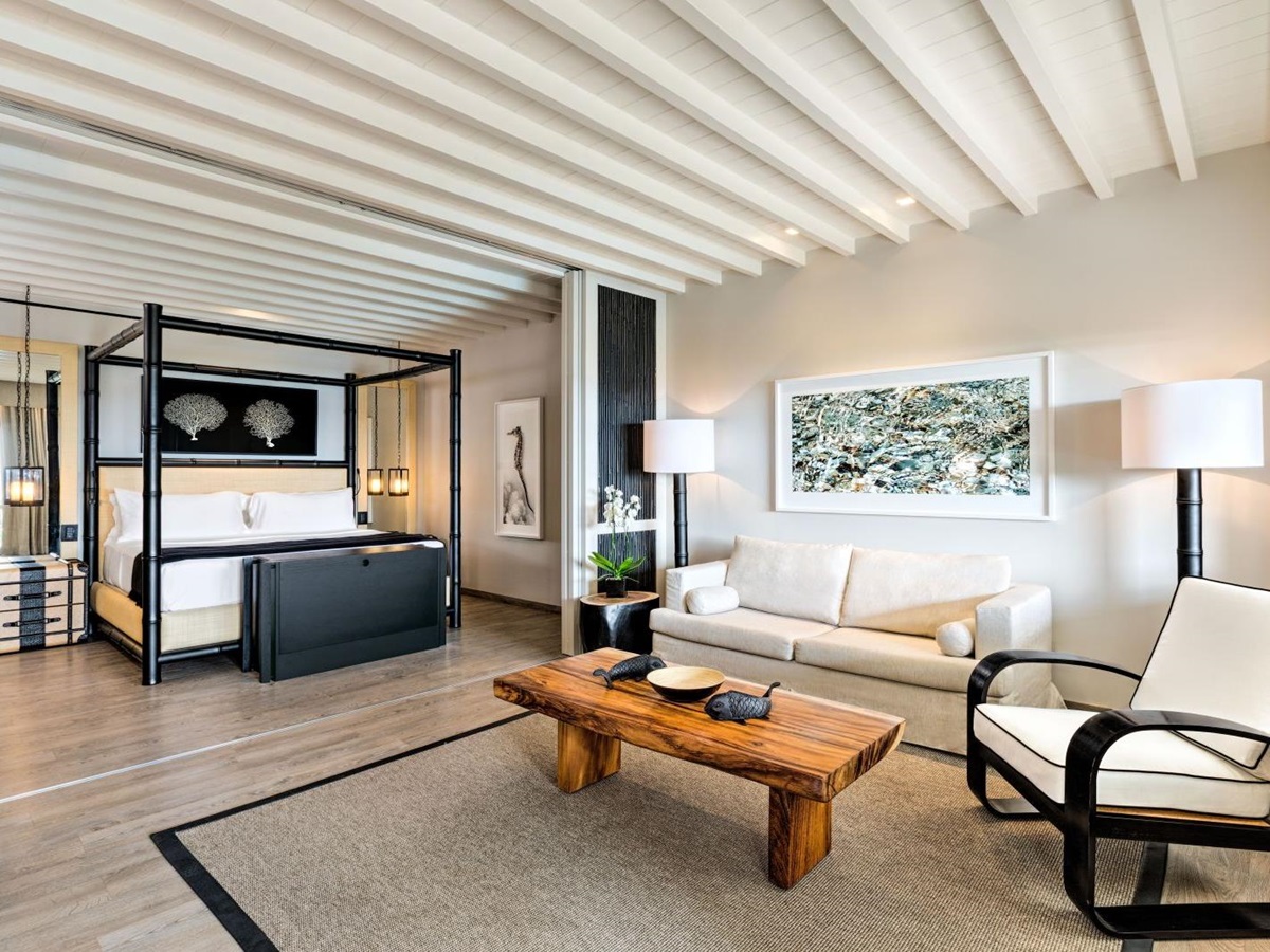 Deluxe sea view suite with pool at the Santa Marina Resort and Villas in Mykonos Greece