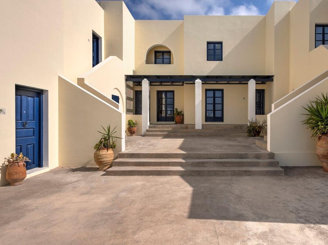 Courtyard space at Vedema Santorini Greece