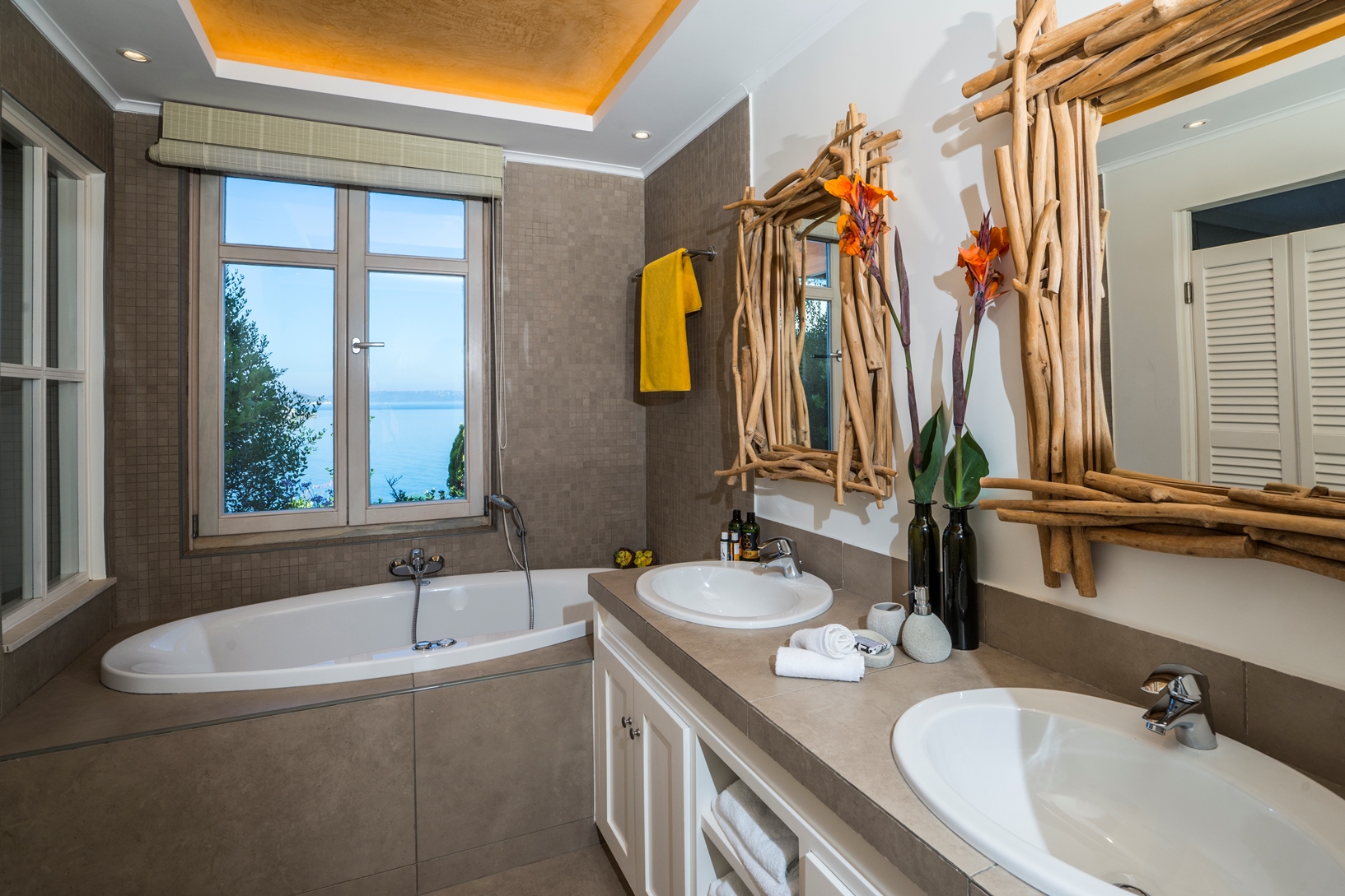 A bathroom at Ammos