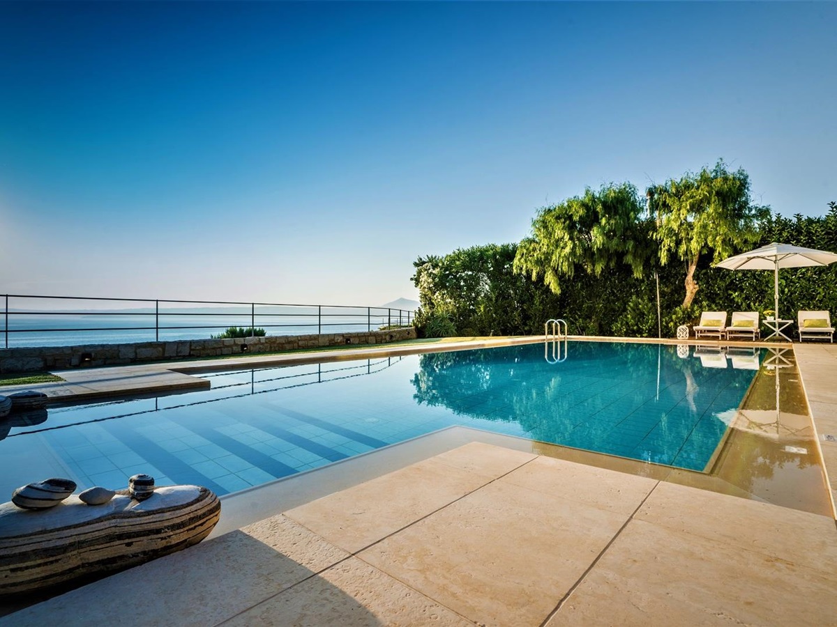 The pool at Ammos