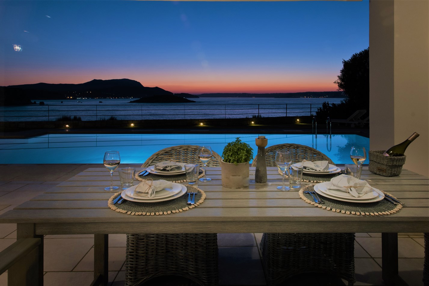 The terrace at night at Ammos
