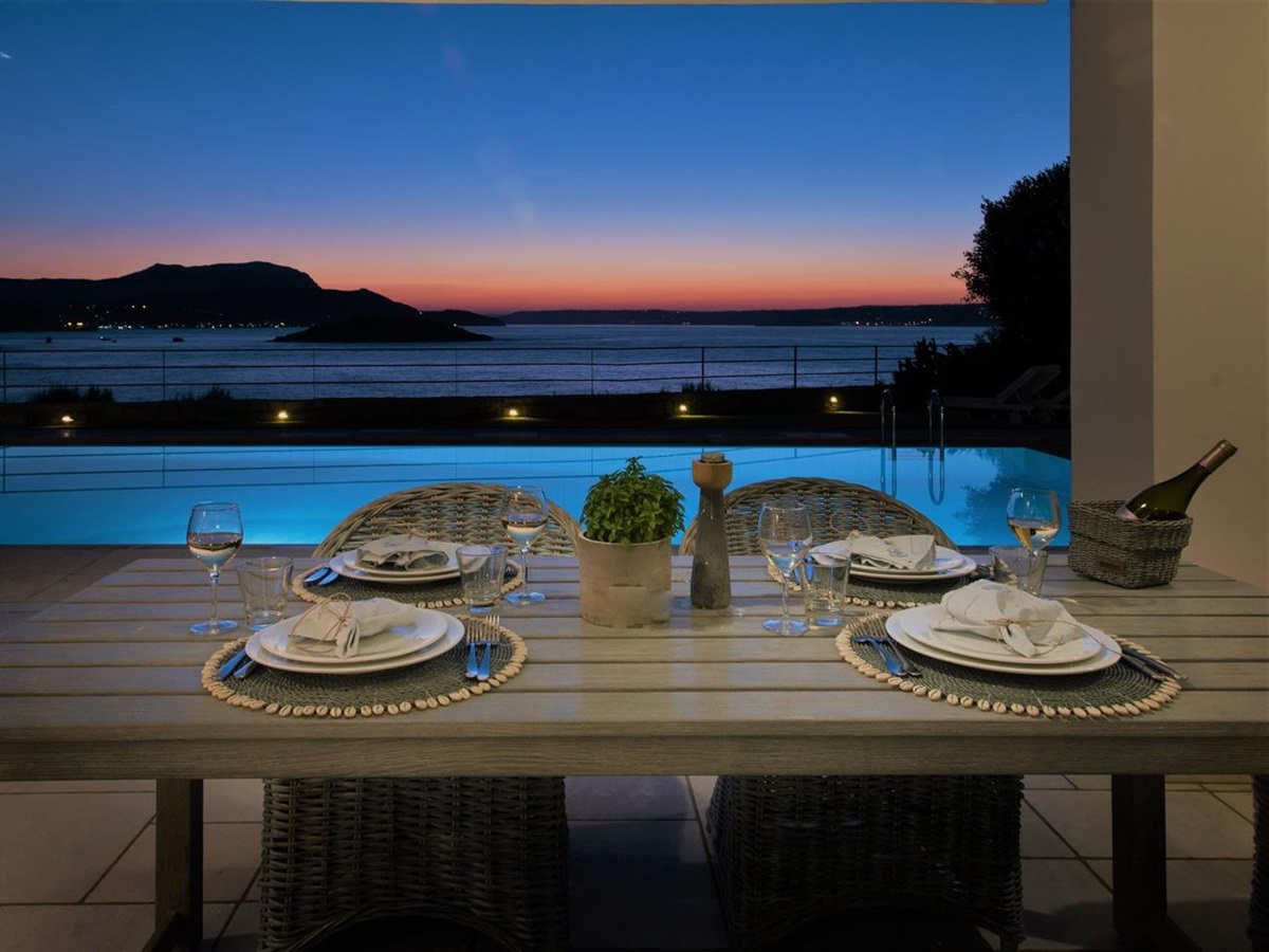 The terrace at night at Ammos