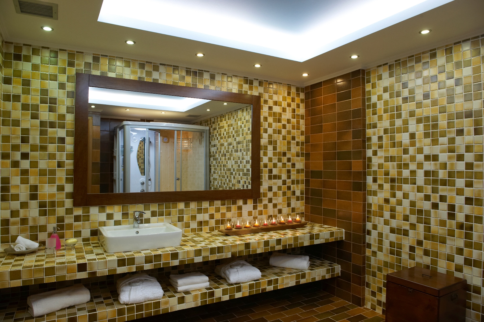 Mosaic tiled bathroom at Villa Anemos
