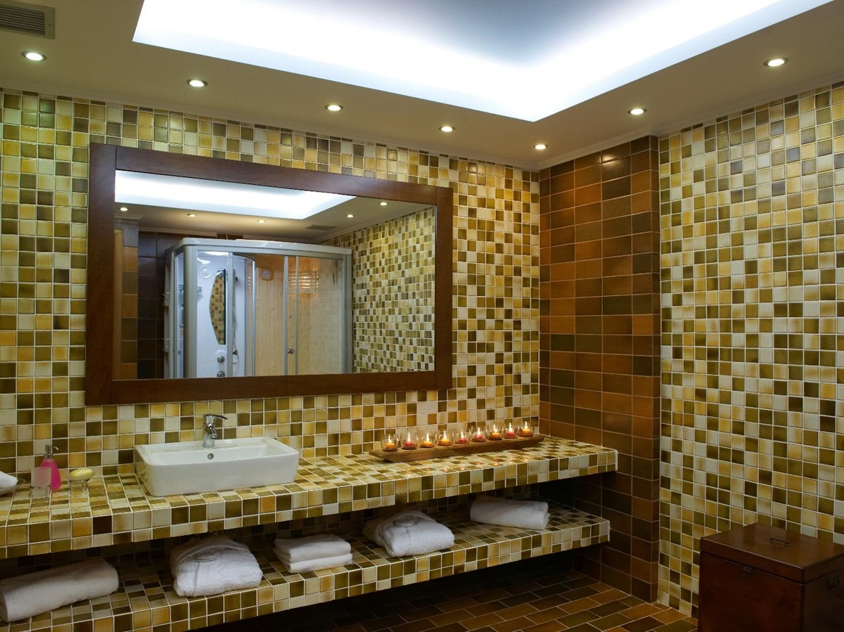 Mosaic tiled bathroom at Villa Anemos