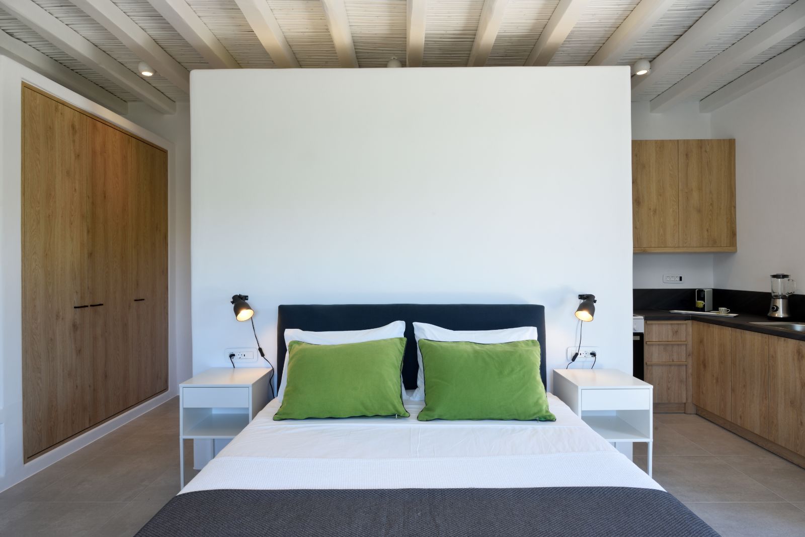 En suite bedroom in villa Apollonia