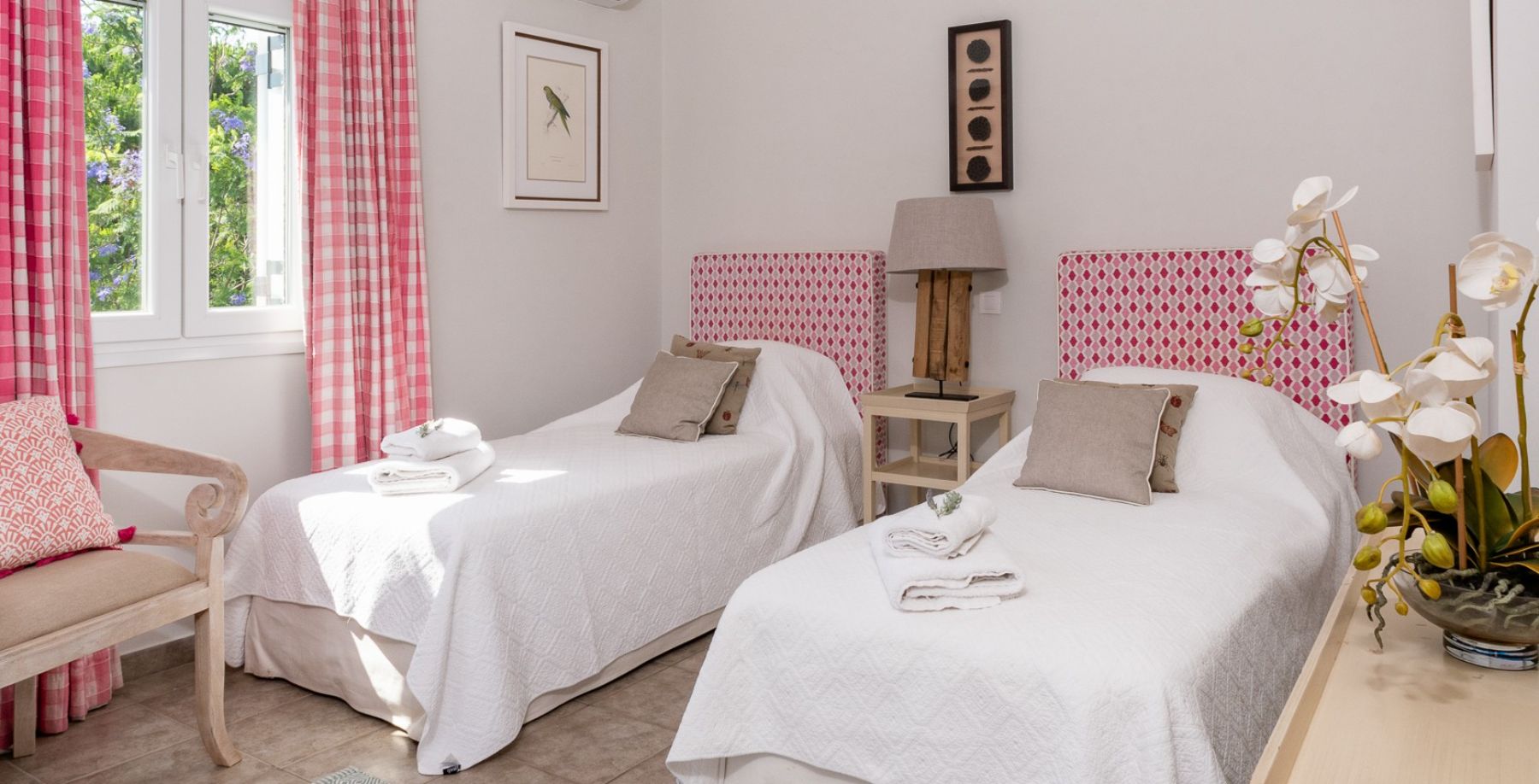 Twin bedroom at Eremitis, Corfu