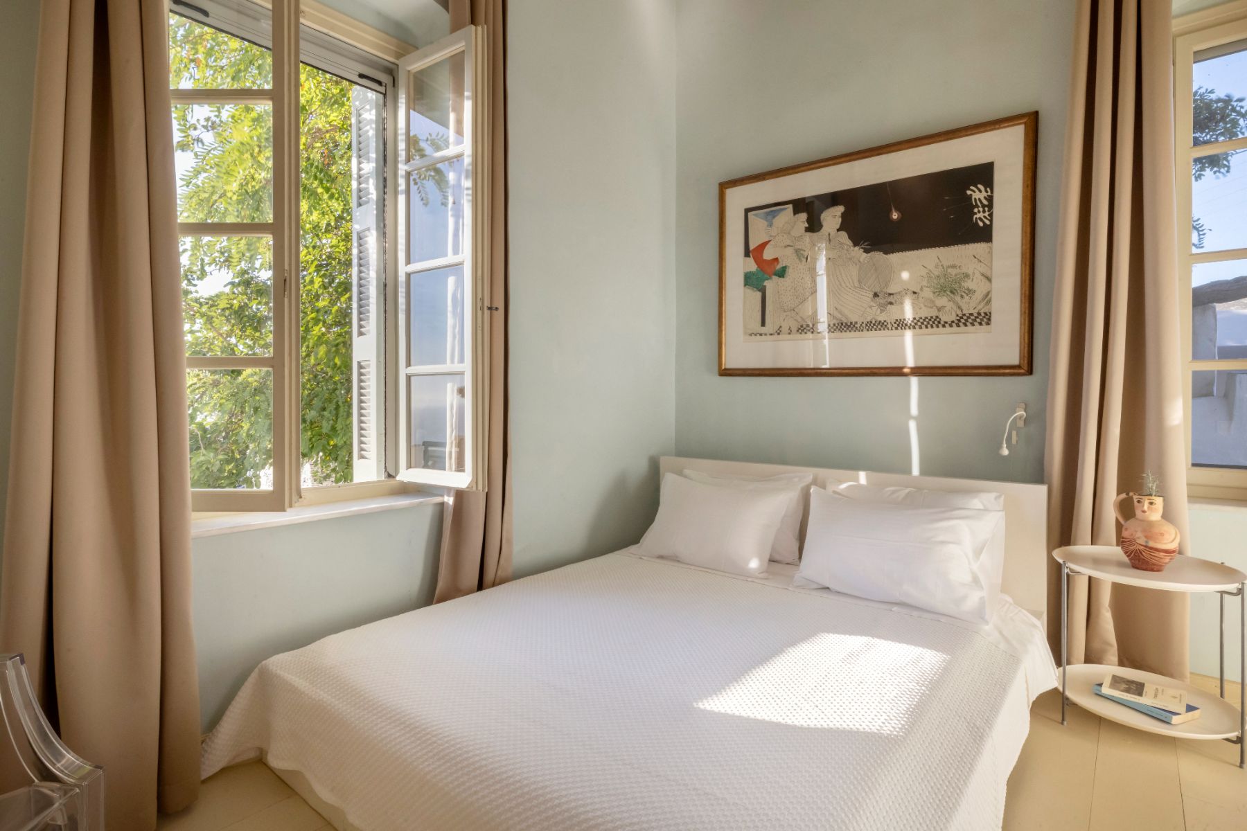 Double bedroom at Exambella, Sifnos