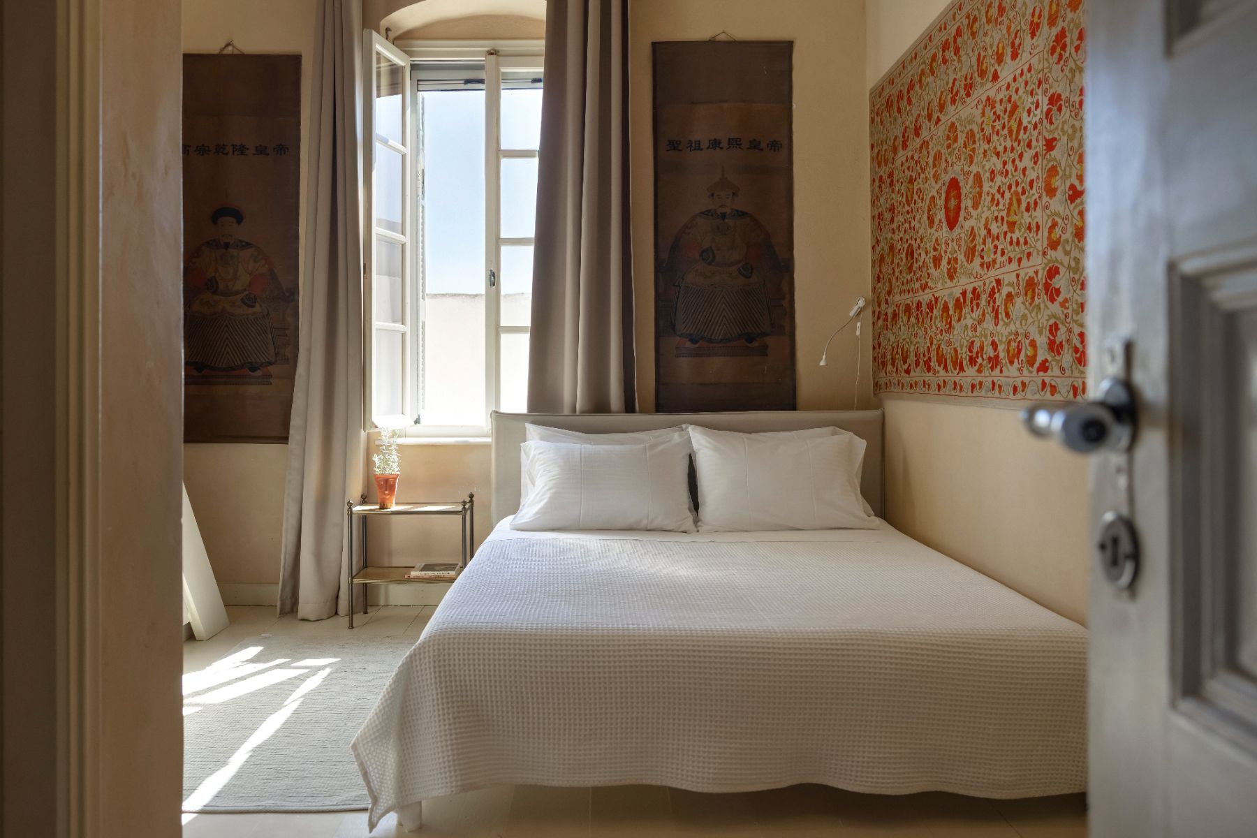 Double bedroom at Exambella, Sifnos