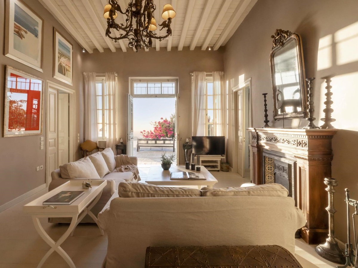 Living room at Exambella, Sifnos