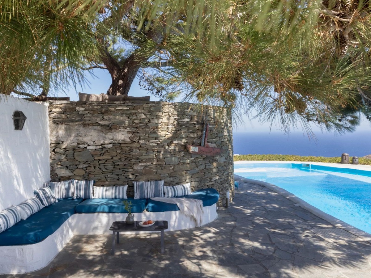 Pool seating at Exambella, Sifnos