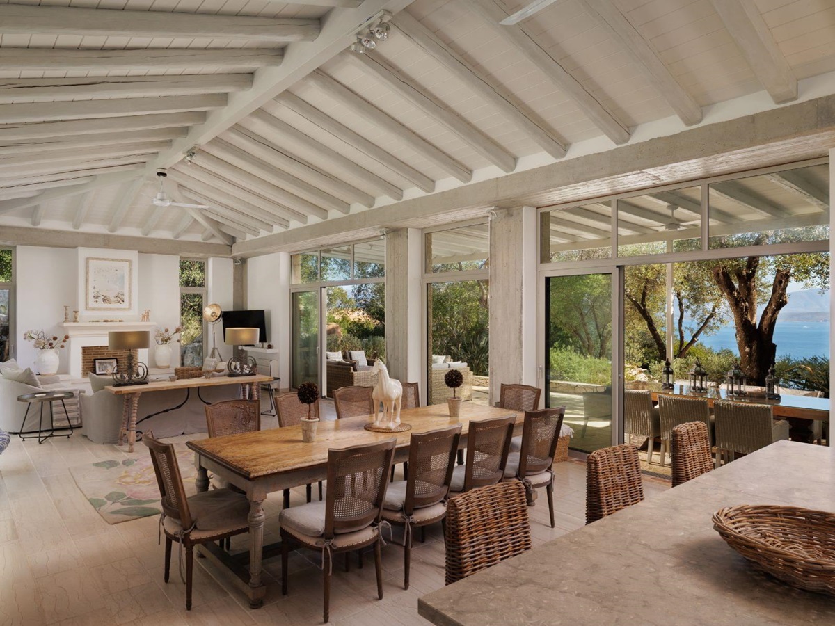 Open plan living and dining area at Thinali, Corfu