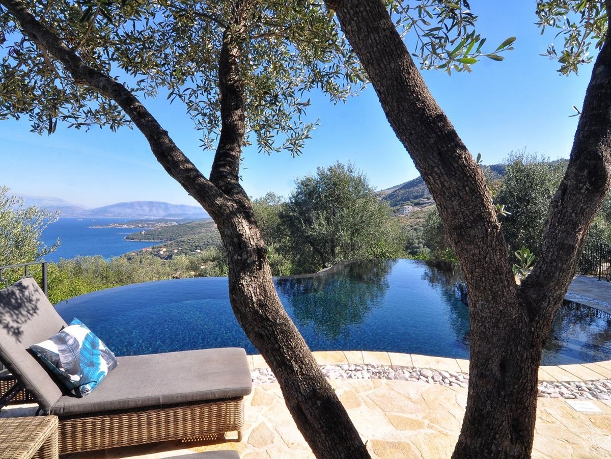 thinali-corfu-pool-1