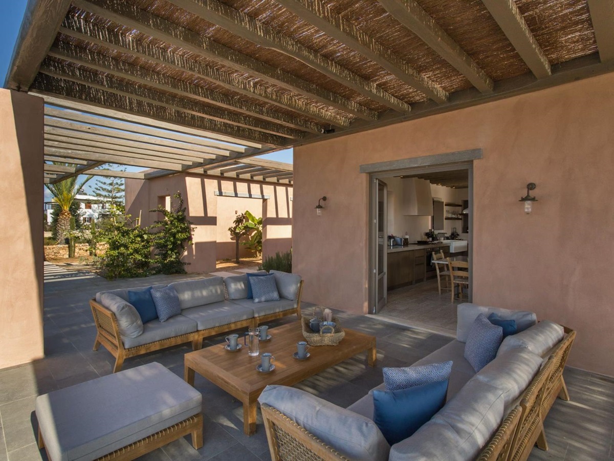 Terrace with seating at Villa Aliki, Paros