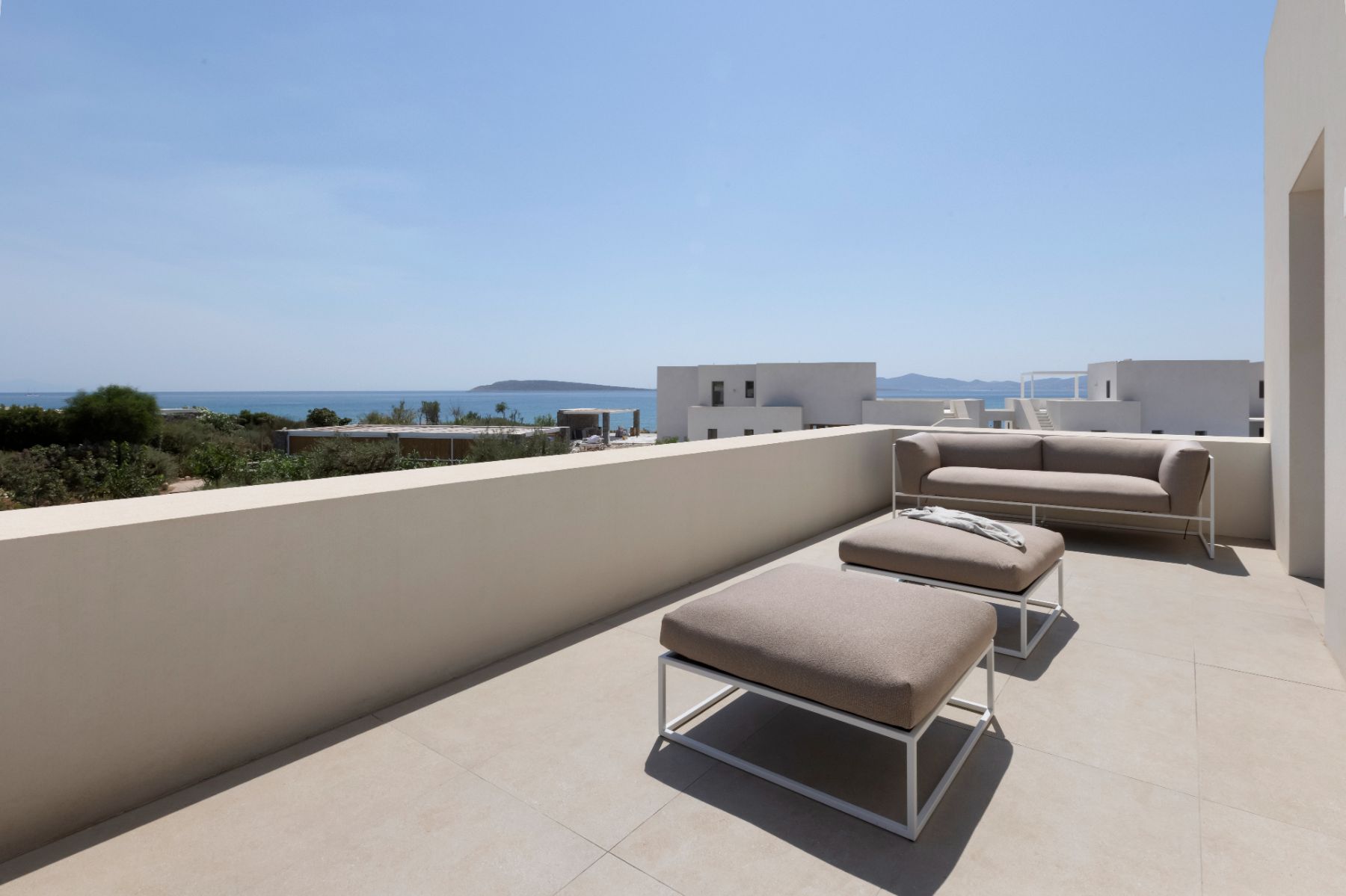 Balcony with seating at Villa Althea, Paros