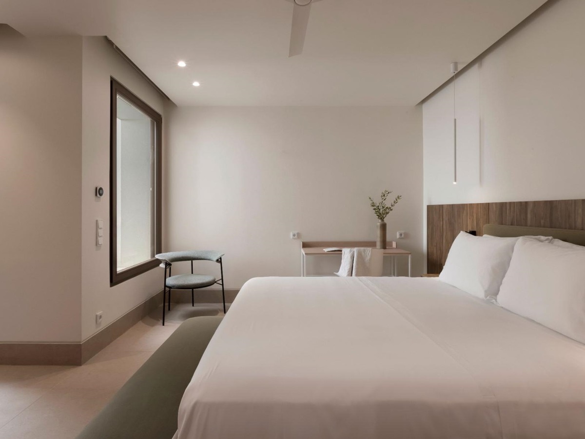 Double bedroom at Villa Amara, Paros
