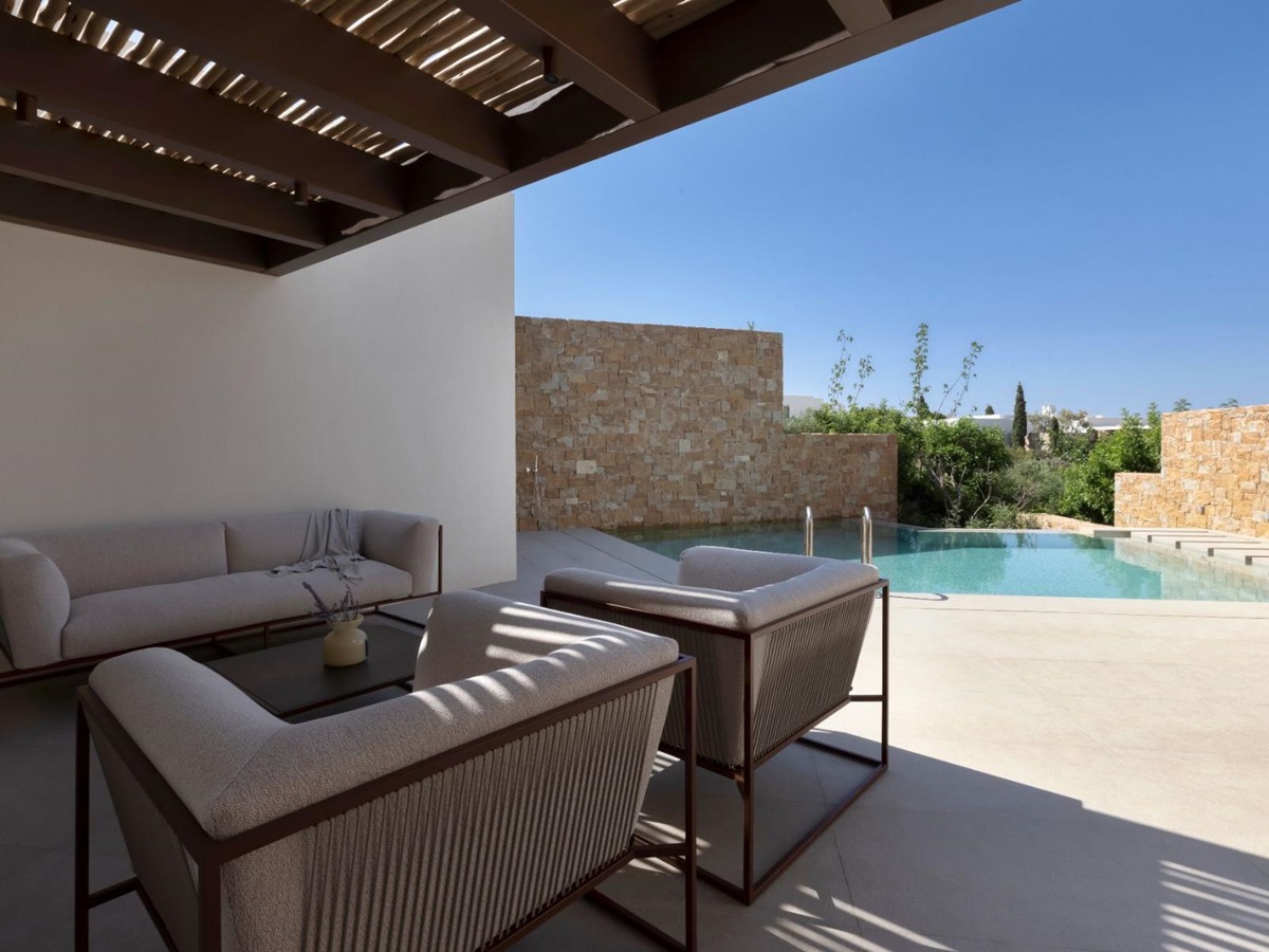 Covered terrace and pool at Villa Amara, Paros