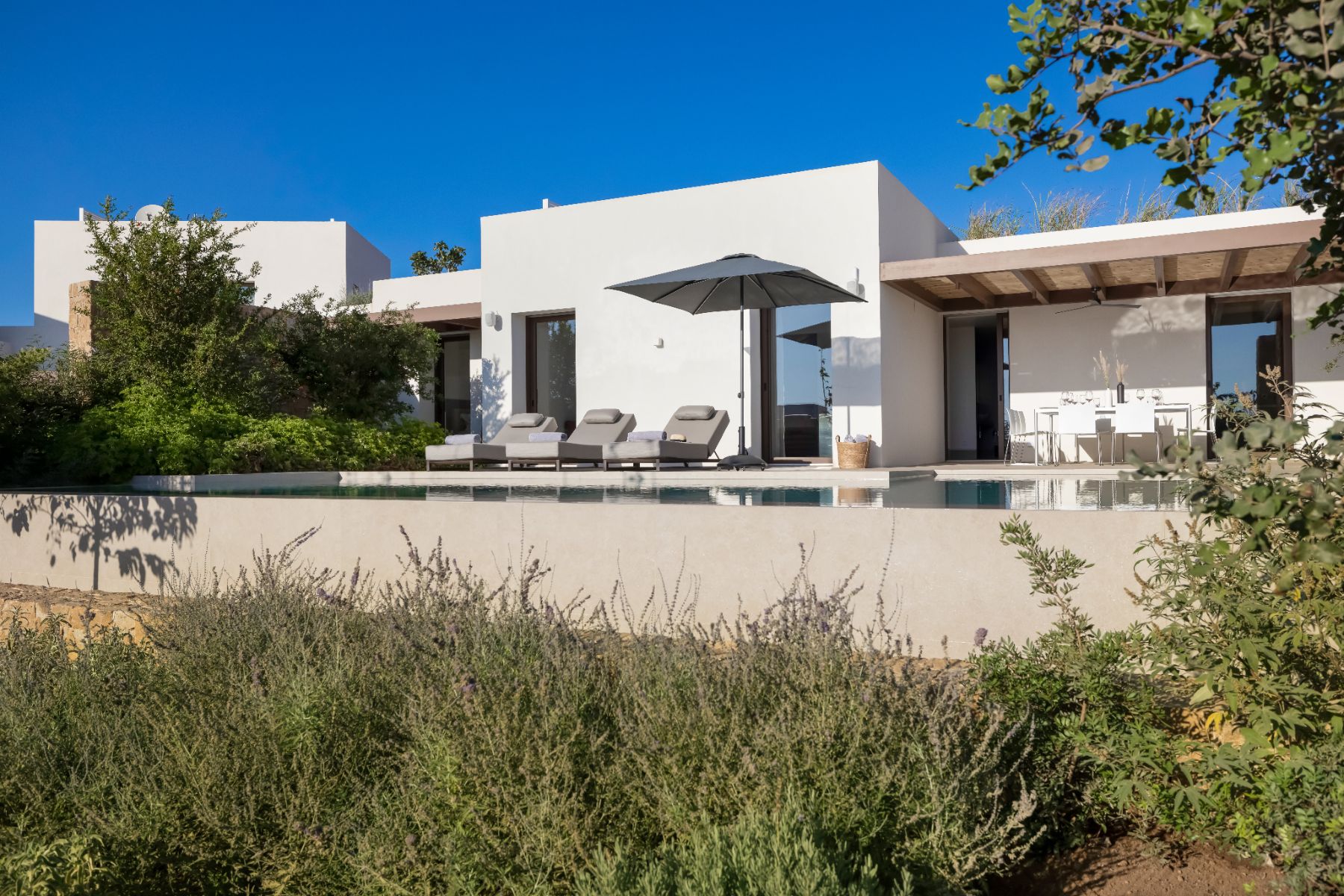Pool and garden at Villa Aria, Paros