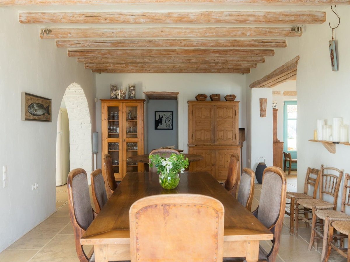 Dining room at Villa Asteria, Paros