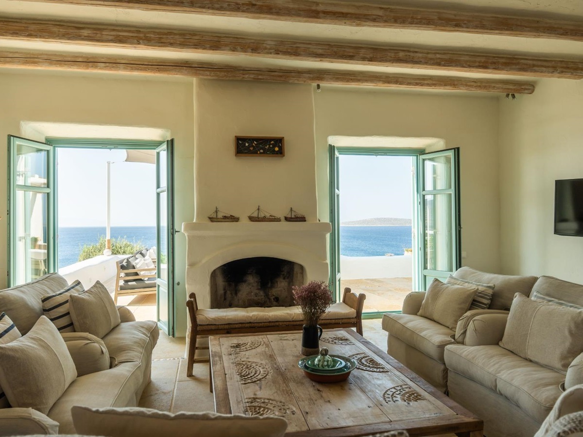 Living room at Villa Asteria, Paros