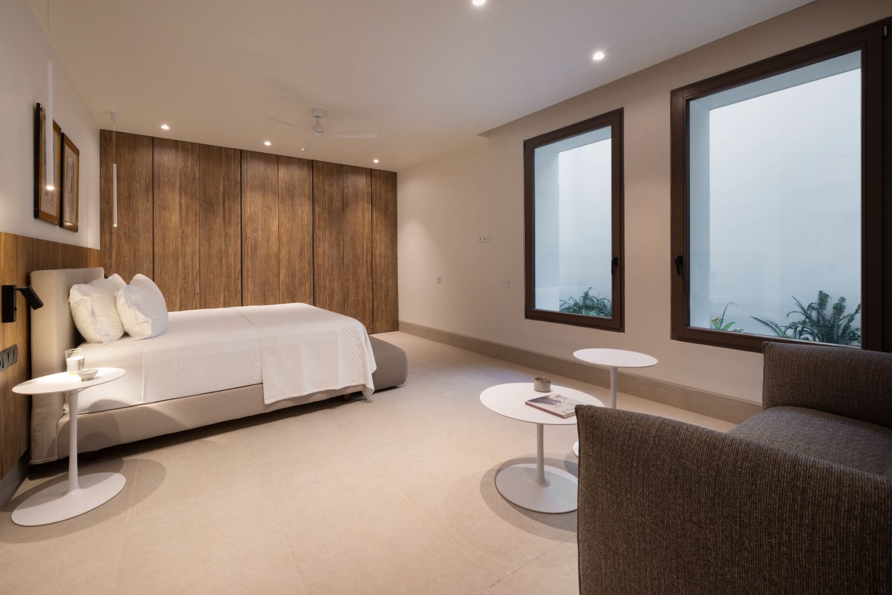 Lower ground floor bedroom at Villa Astra, Paros