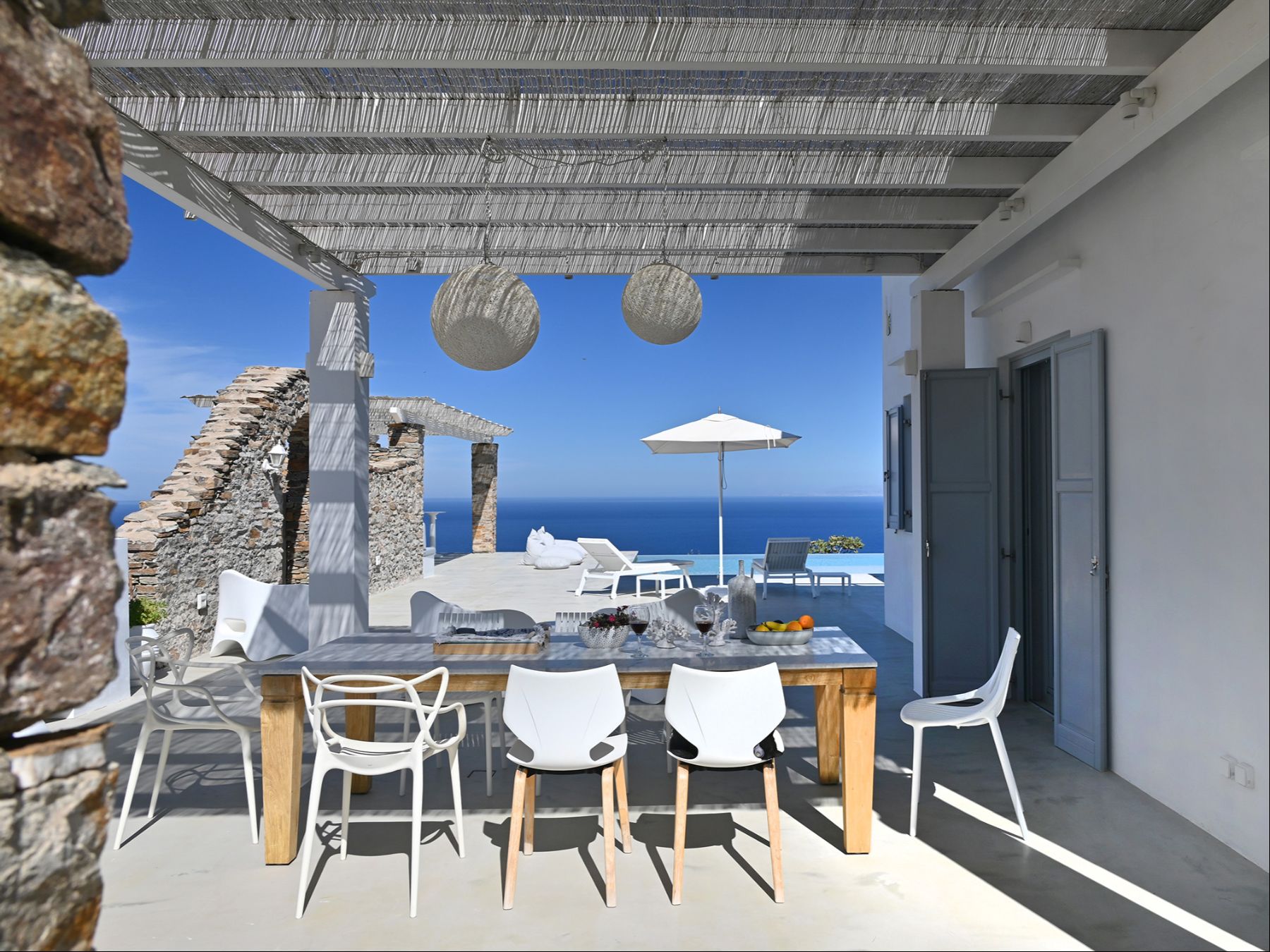 Alfresco dining setup at Villa Eleonas in Sifnos