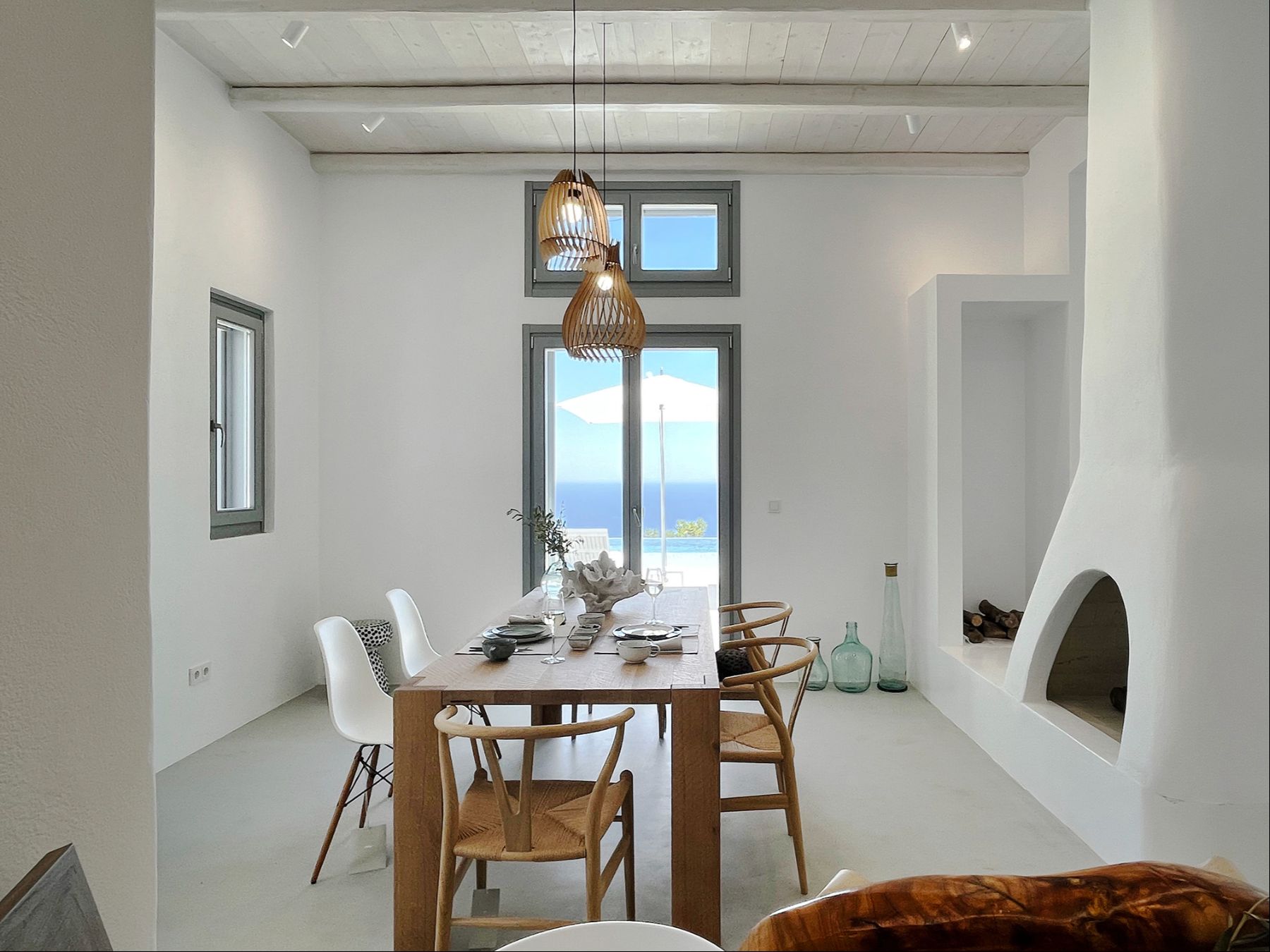 Dining room at Villa Eleonas in Sifnos