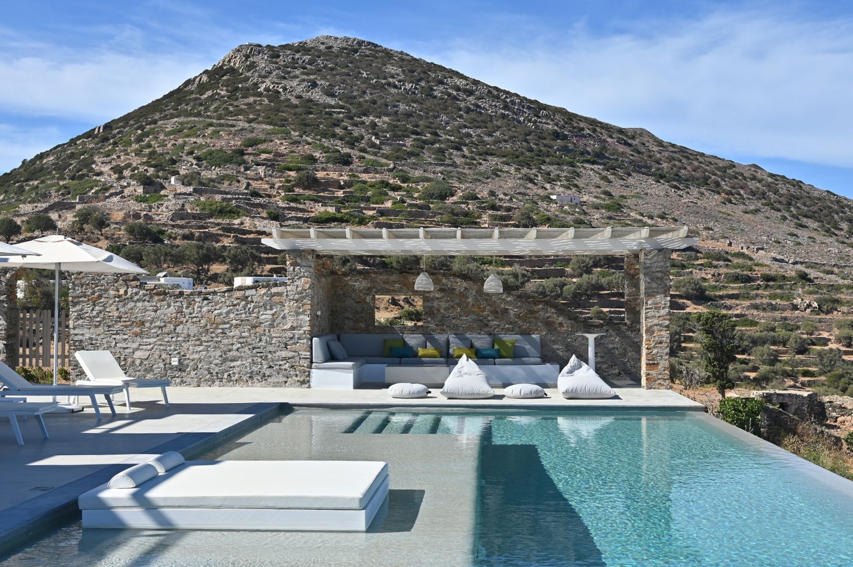 Swimming at Villa Eleonas in Sifnos