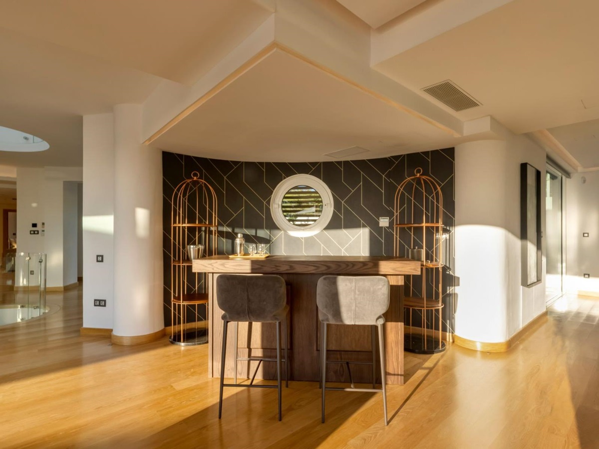 Bar area at Villa Elysian
