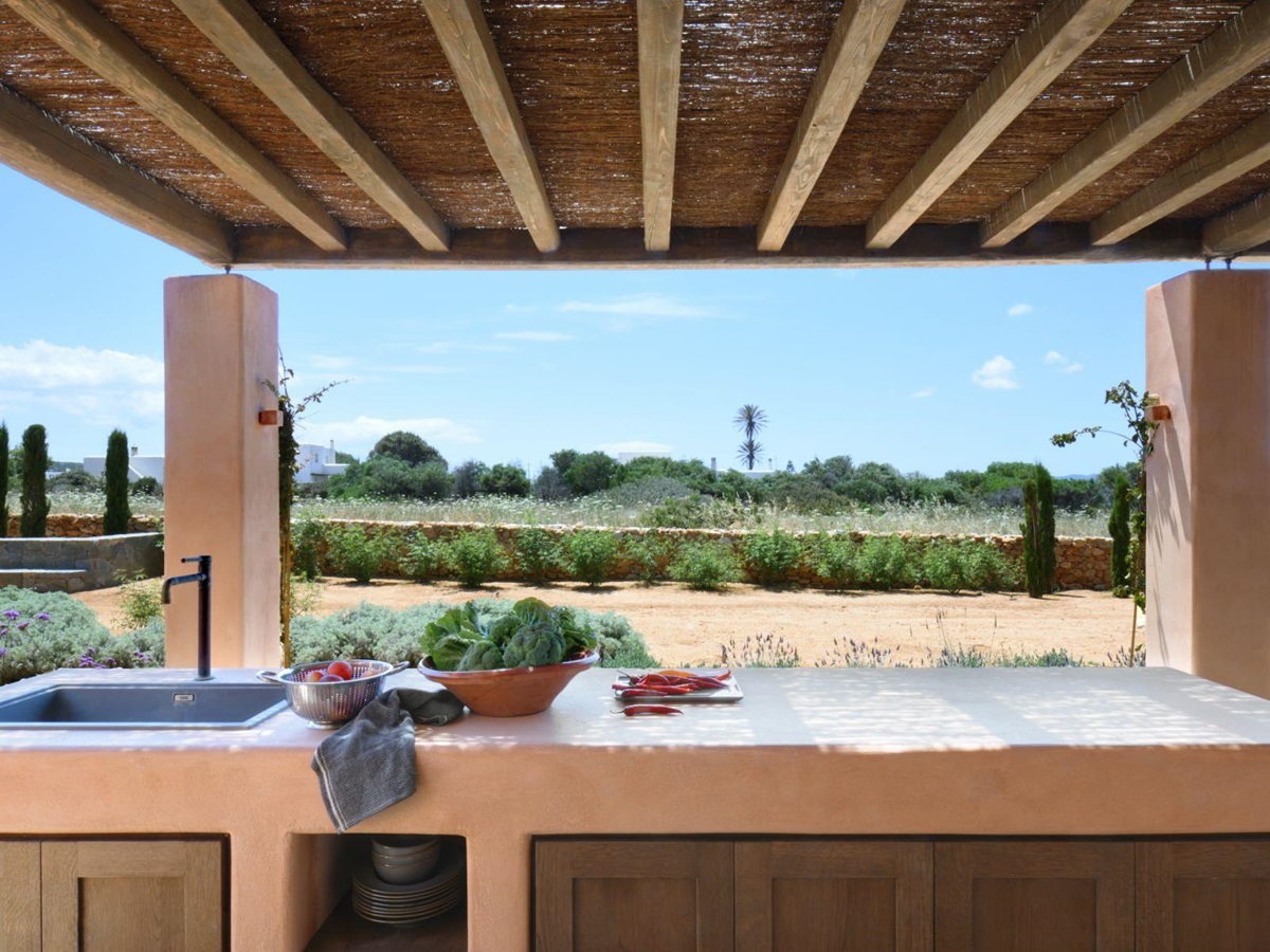 Outdoor kitchen at Villa Galini, Paros