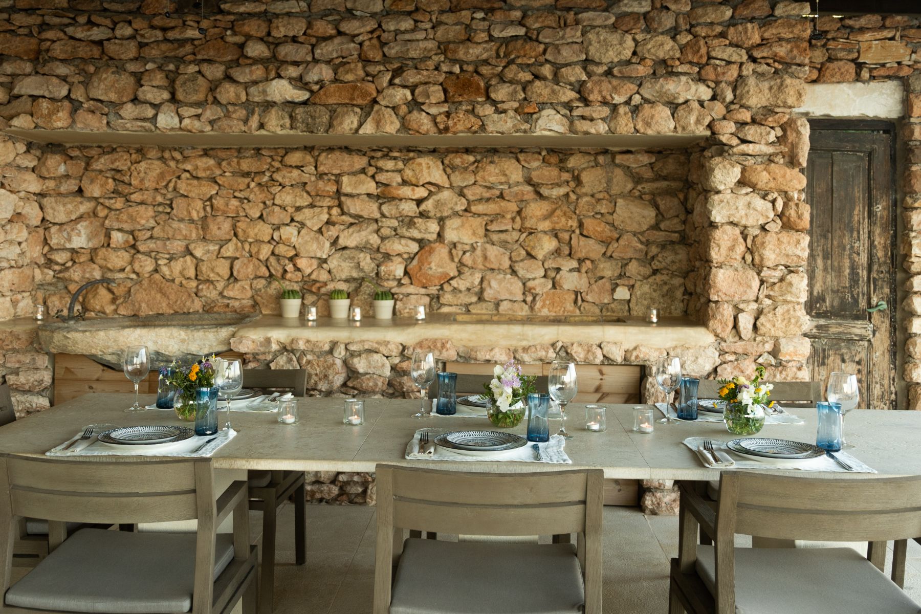 Dining table at Villa Ilios, Paros
