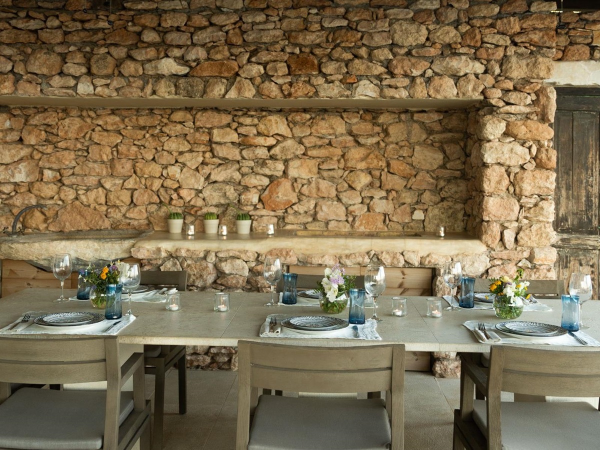Dining table at Villa Ilios, Paros