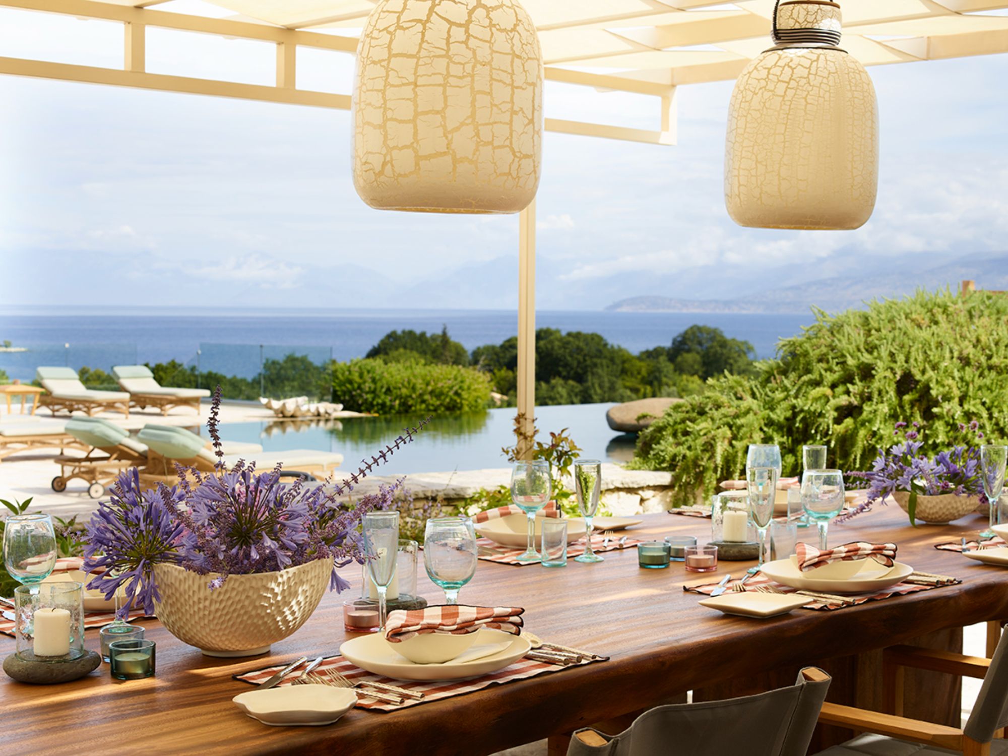 Outdoor dining area at Villa Jasmine