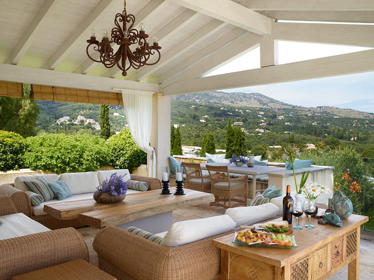 Covered outdoor living area at Villa Jasmine