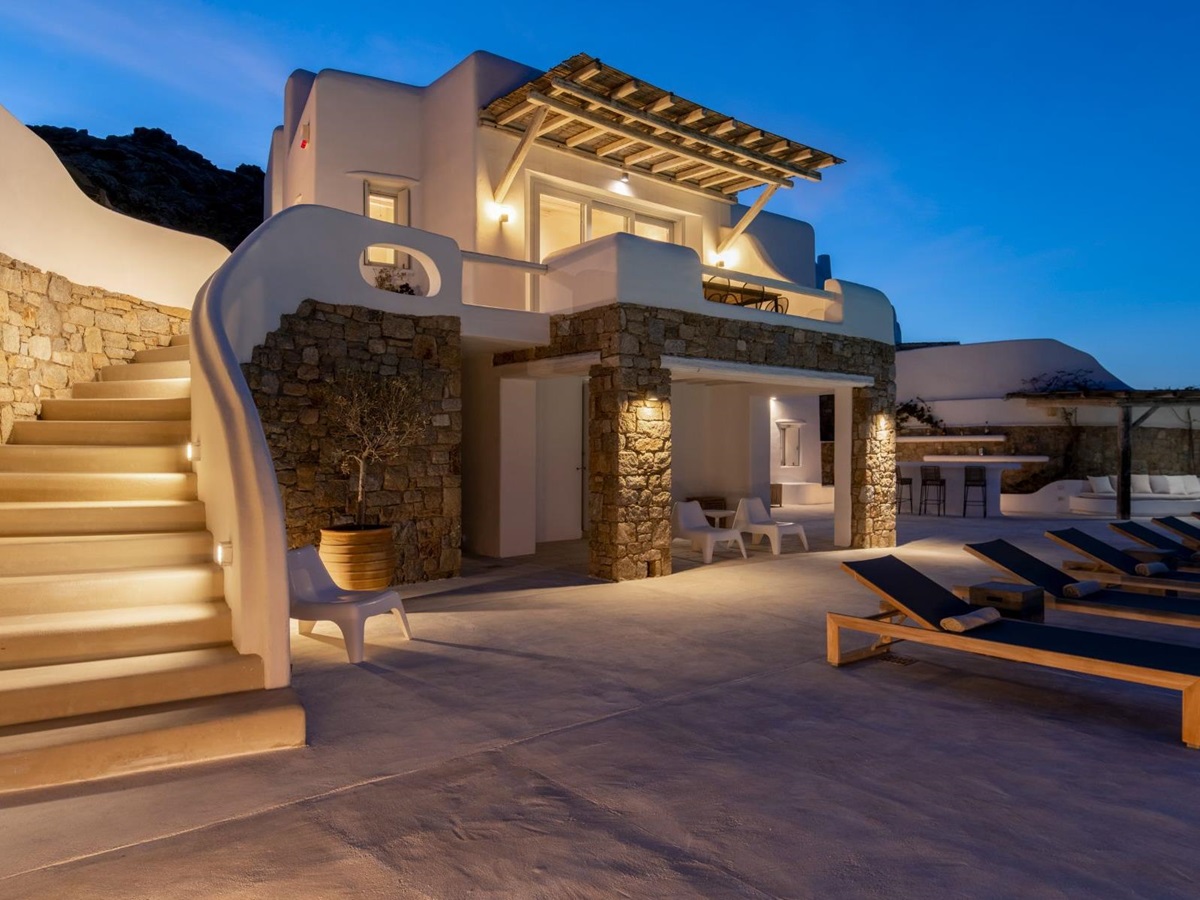 Exterior evening view of Villa Kallos, Mykonos