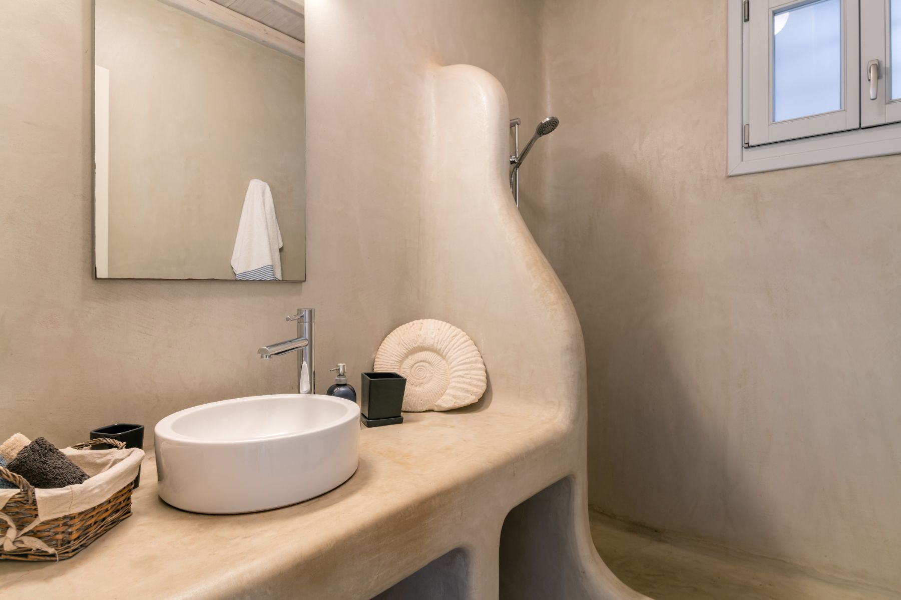 Bathroom with shower at Villa Kallos, Mykonos