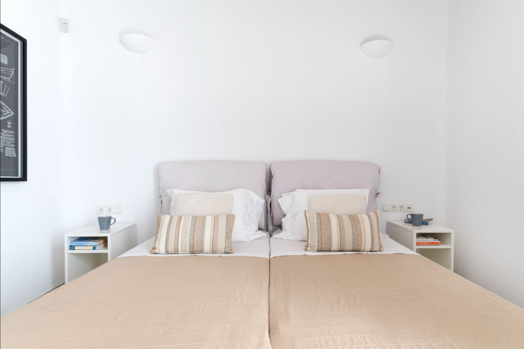 Twin bedroom at Villa Kallos, Mykonos