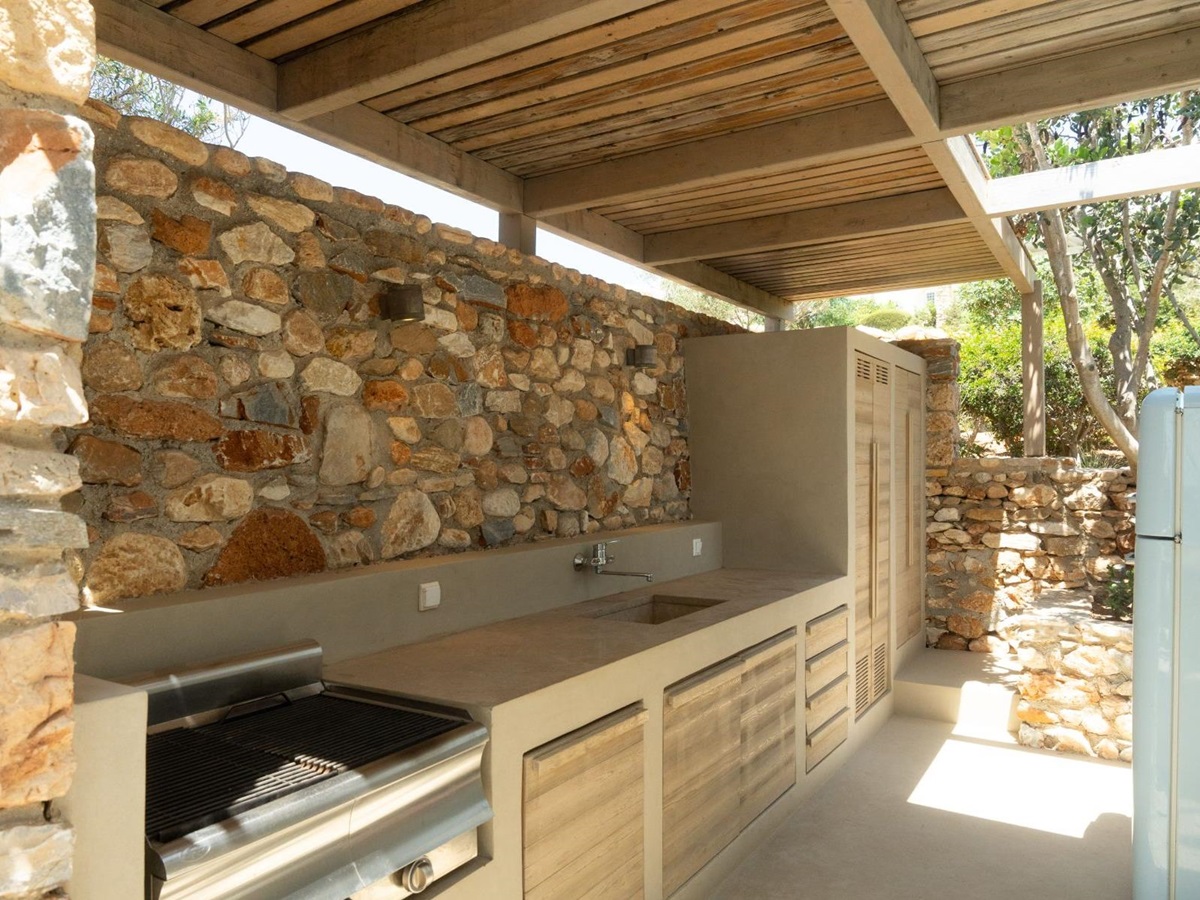 Outdoor kitchen at Villa Kymata, Paros