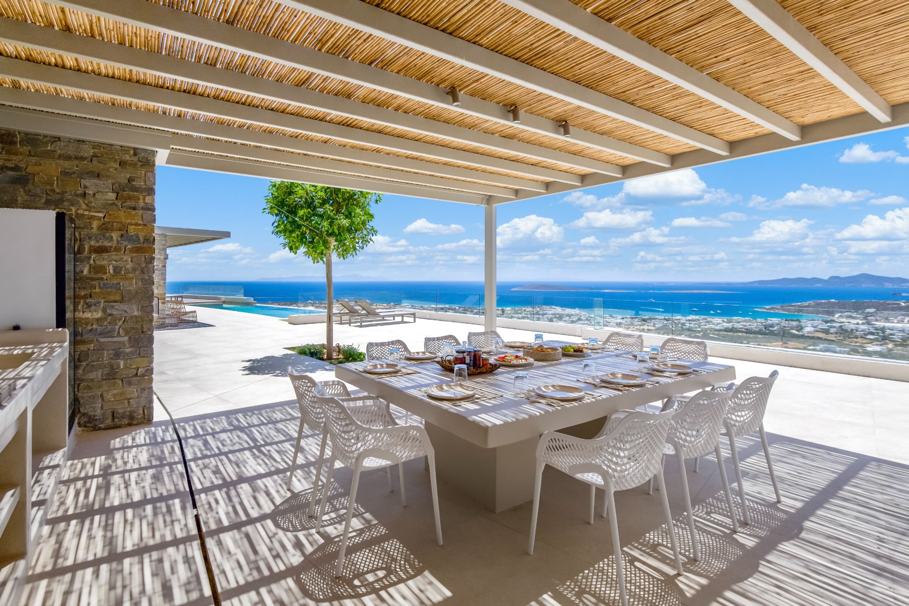 Outdoor dining terrace at Villa Lara, Paros